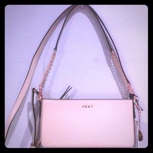 Brand New Women’s DKNY handbag